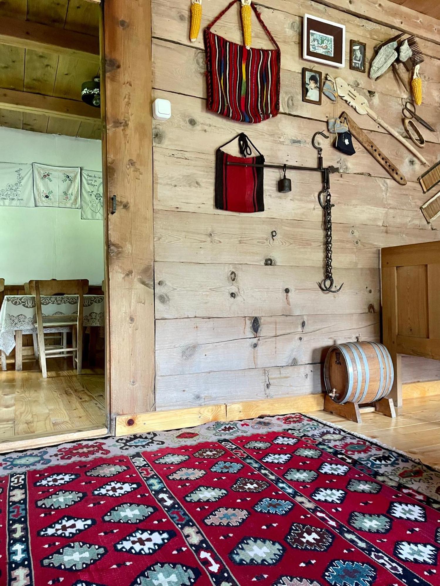 Household Babovic - Old House Miljan'S Valley Andrijevica Esterno foto